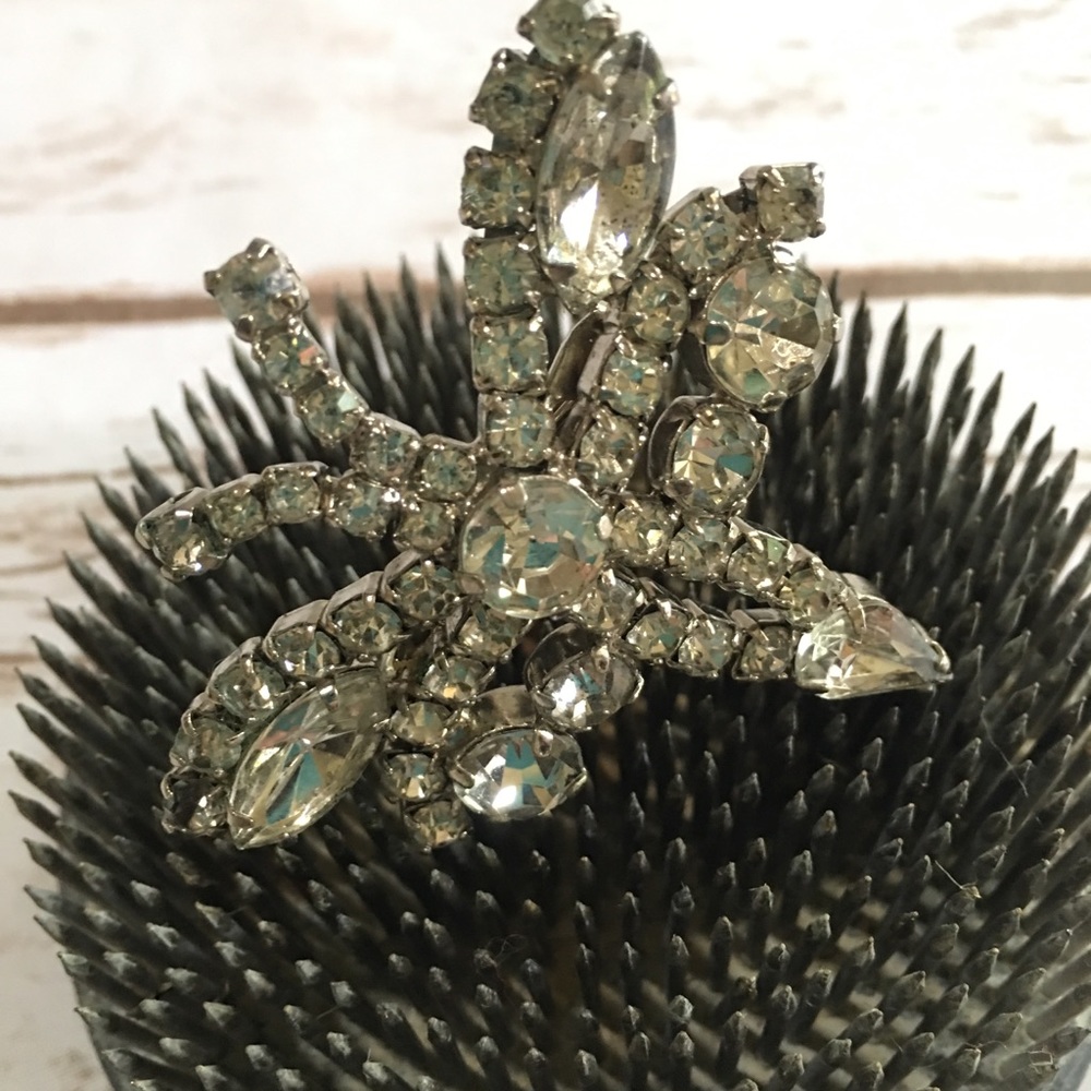 Vintage Rhinestone Butterfly Brooch - Picture 3 of 7